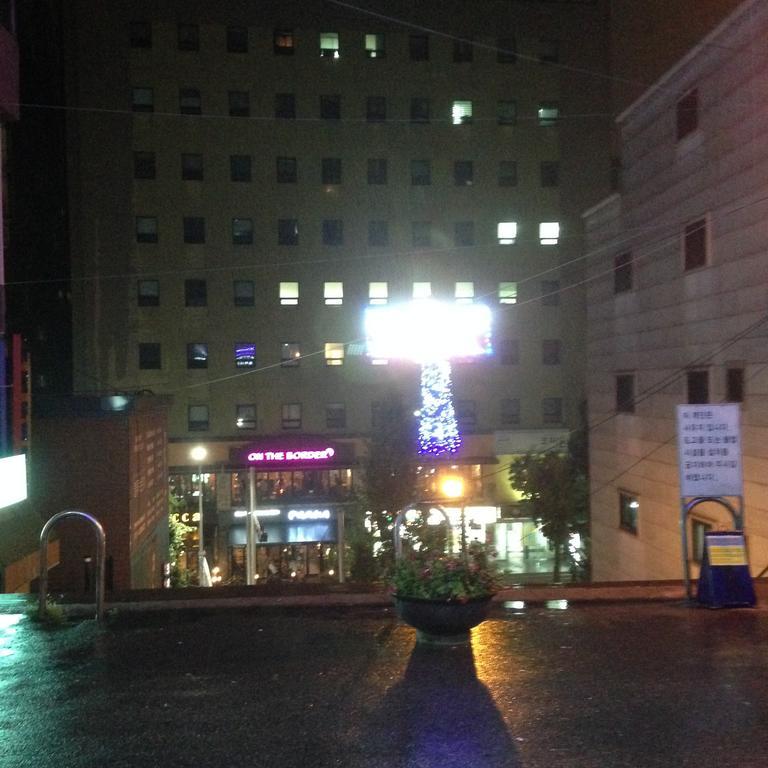 Itaewon Land Spa & Guesthouse Seoul Exterior photo