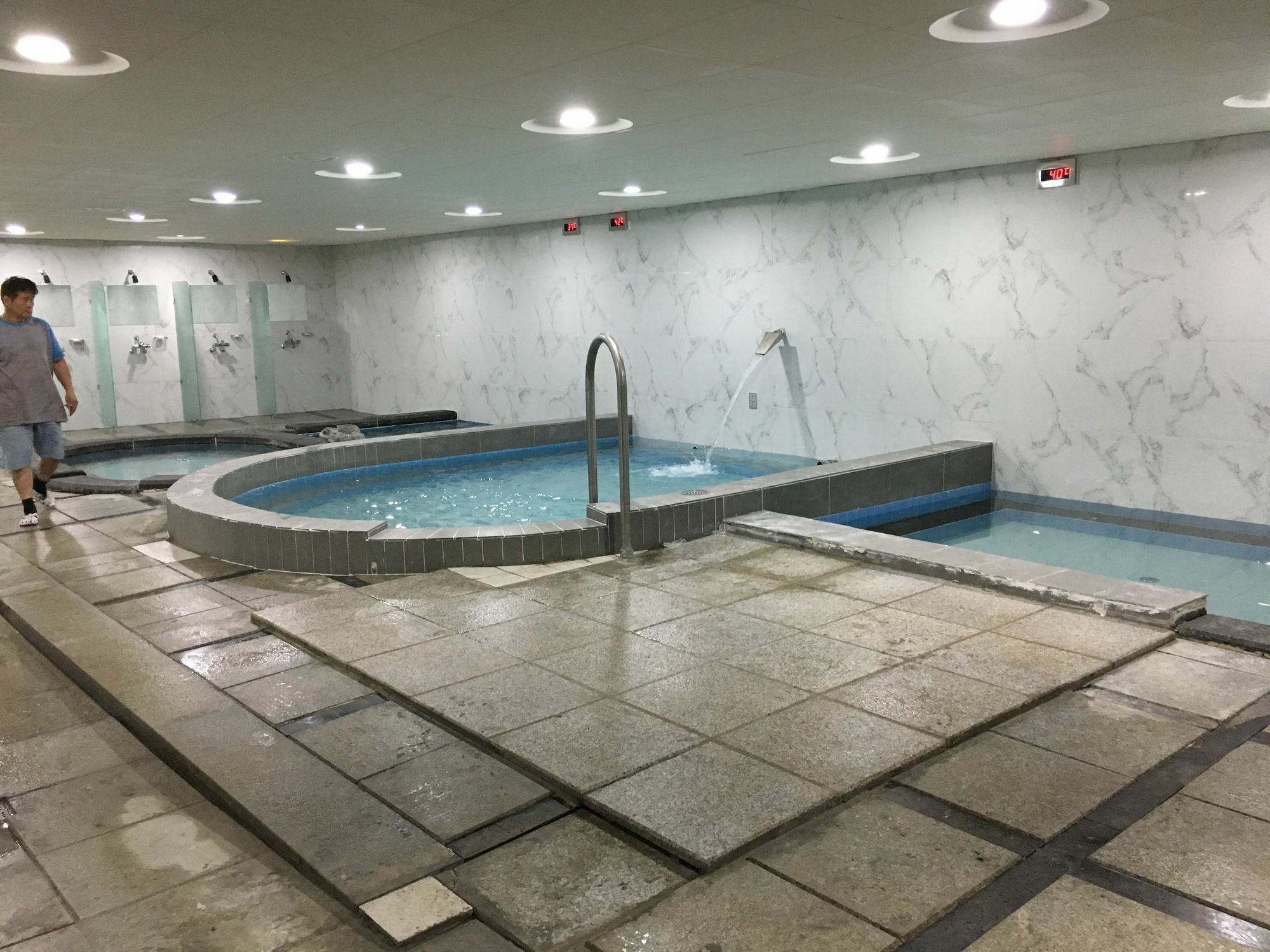 Itaewon Land Spa & Guesthouse Seoul Exterior photo
